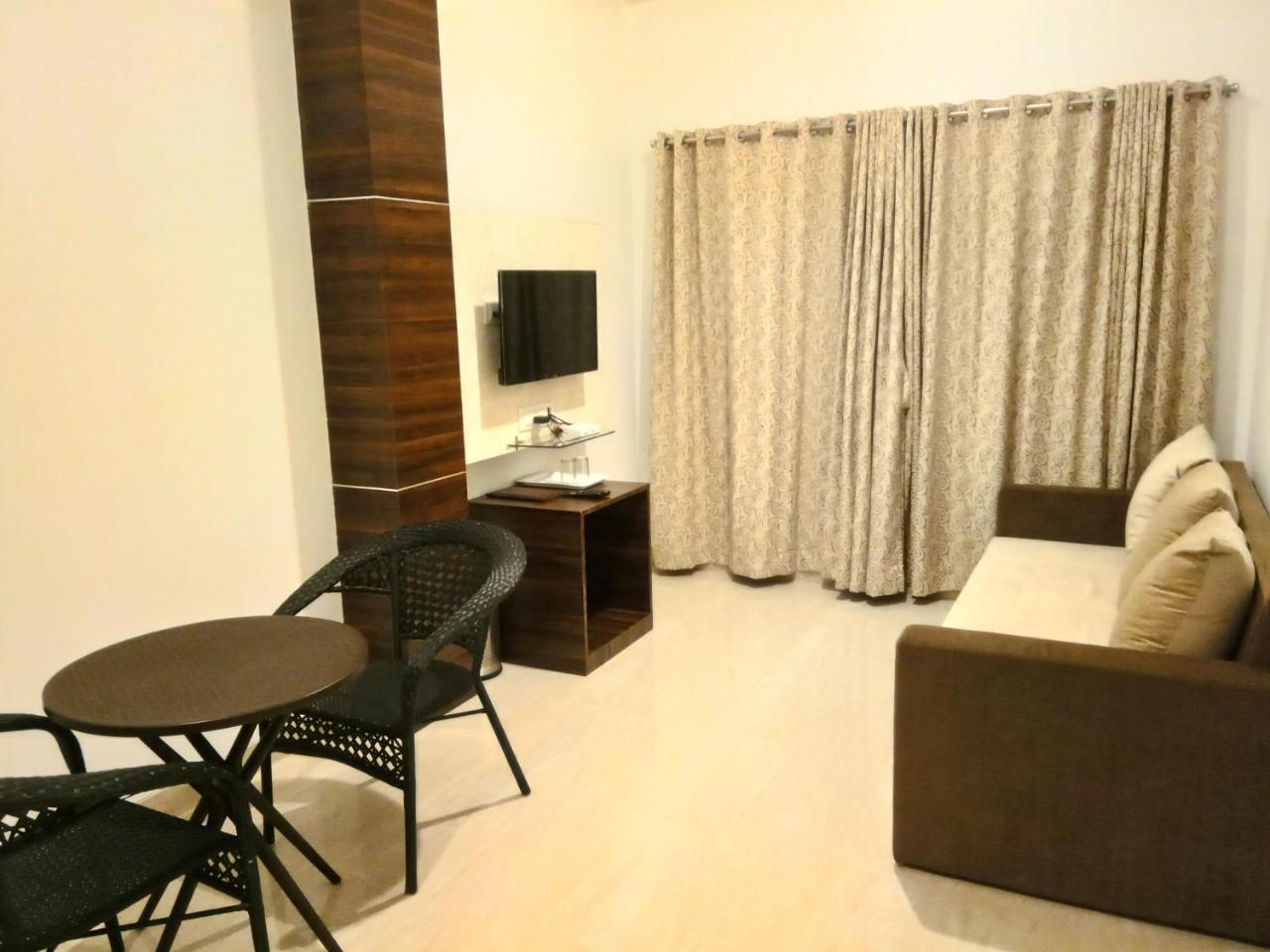 Royal Orbit Hotell Panchgani Eksteriør bilde