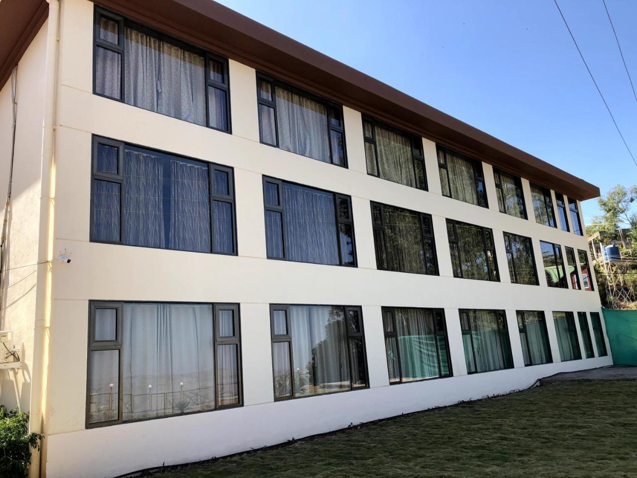 Royal Orbit Hotell Panchgani Eksteriør bilde